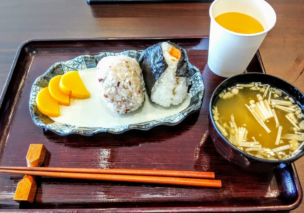 おむすびキッチン