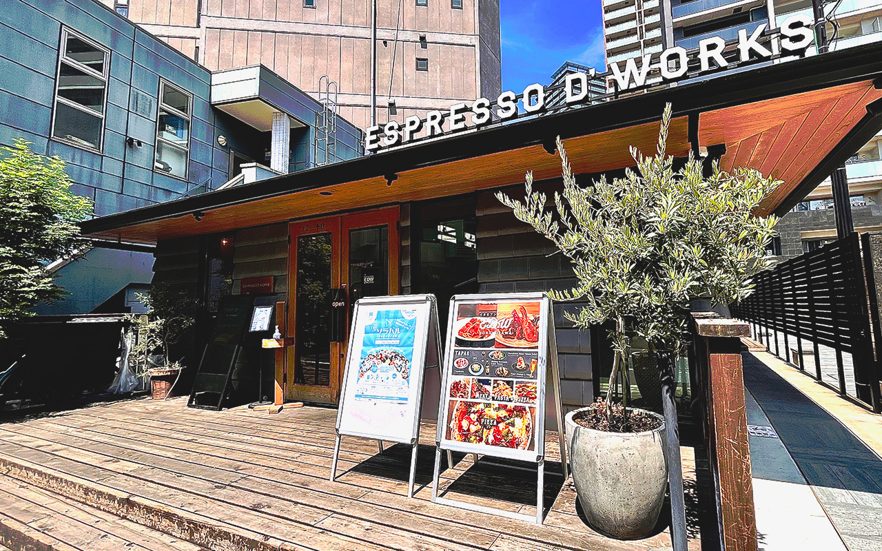 所沢駅西口プロペ通りのE SPRESSO D WORKSのソラバルポスター