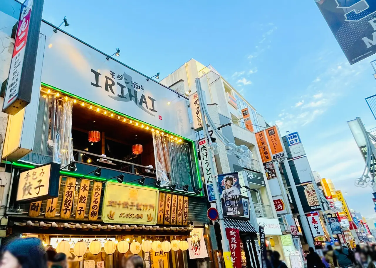 モダン酒場「IRIHAI」の外観