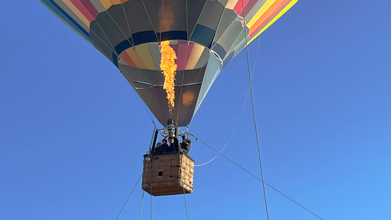 所沢航空記念公園で開催された「熱気球係留体験搭乗会」の熱気球