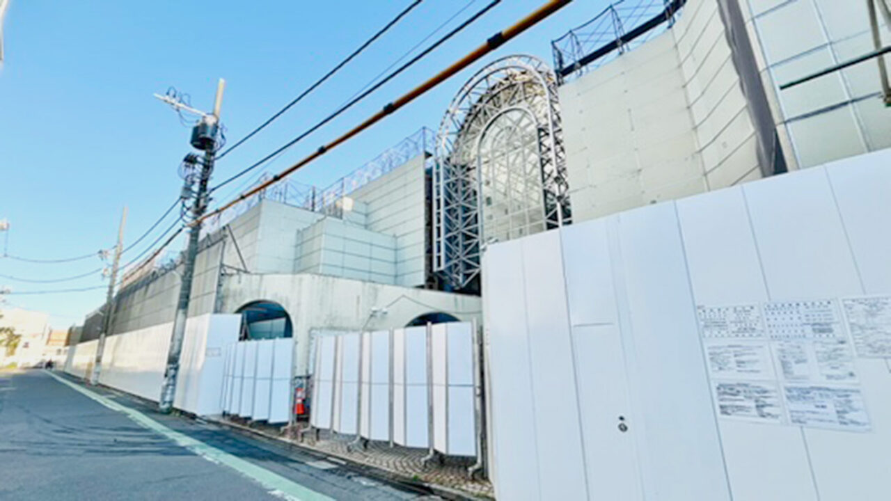 「新所沢PARCO」の解体工事現場