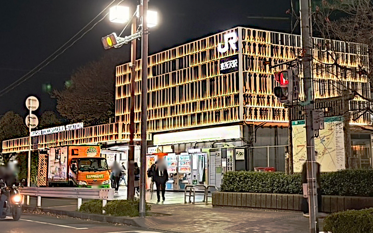 夜の東所沢駅