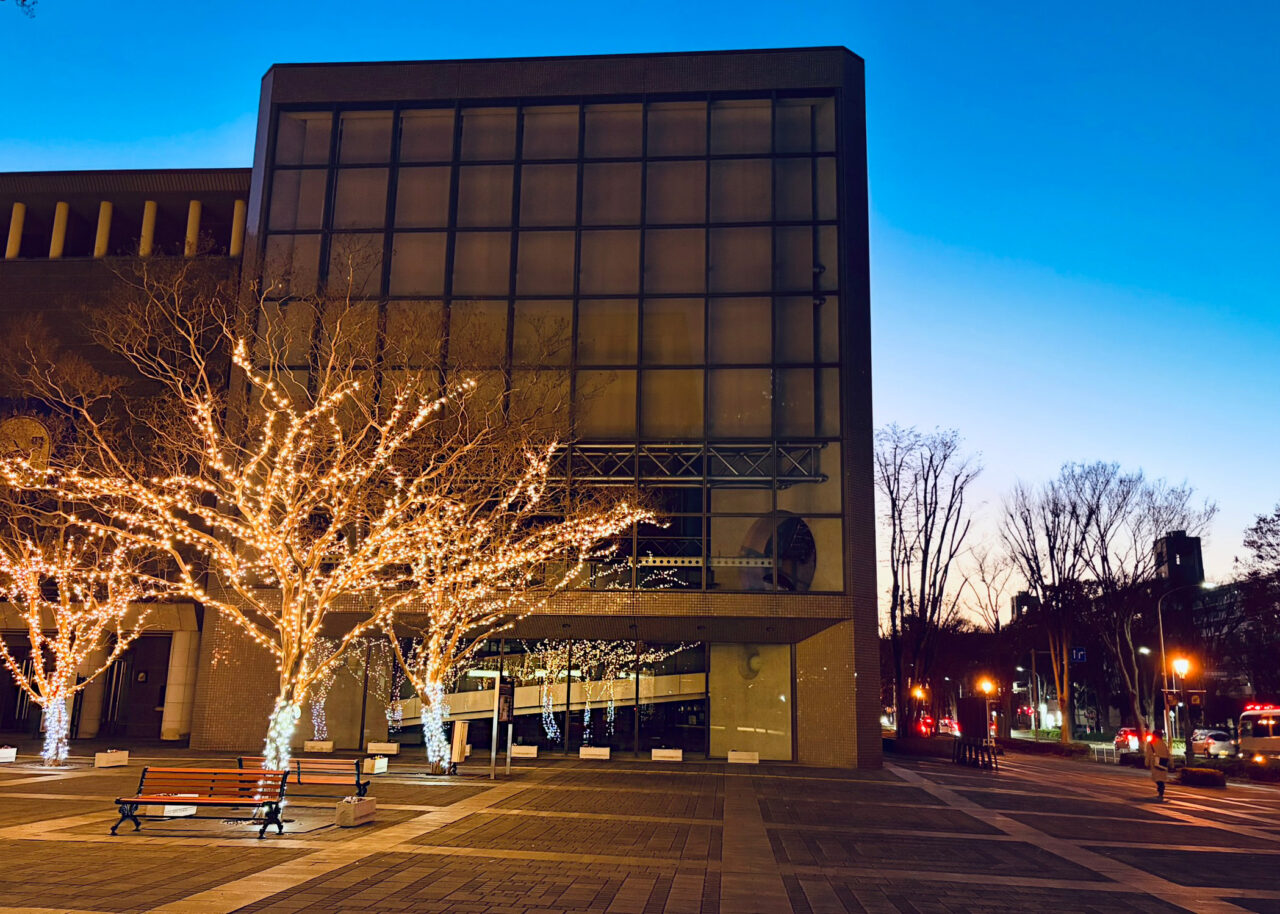 所沢市民文化センターミューズのイルミネーション