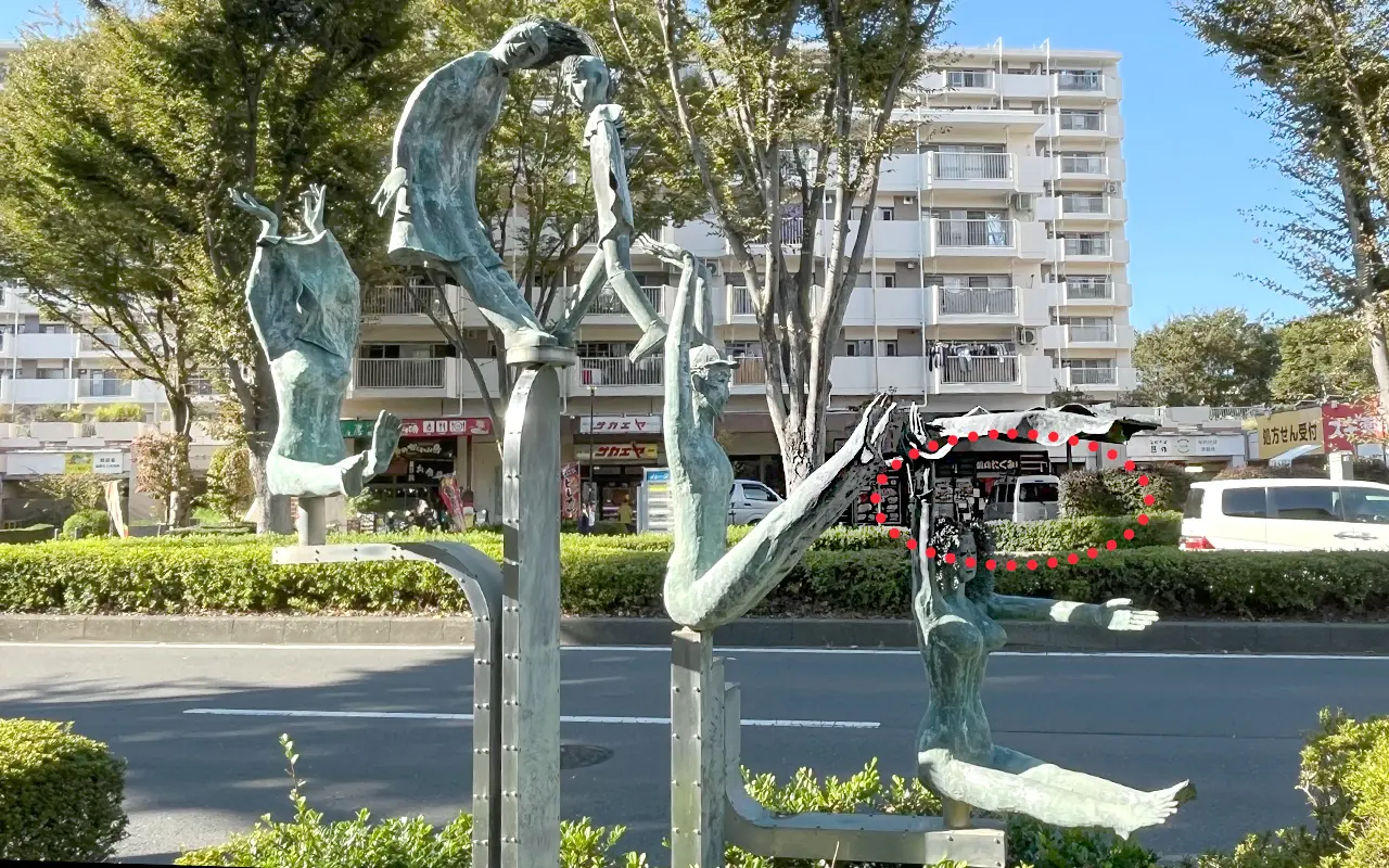 市役所側から所沢パークタウン商店街を臨む景色