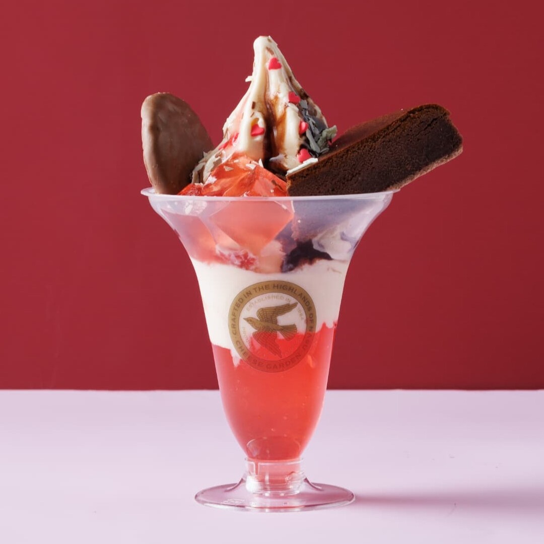 cheese garden『バレンタインパフェ ストロベリー＆ショコラ』