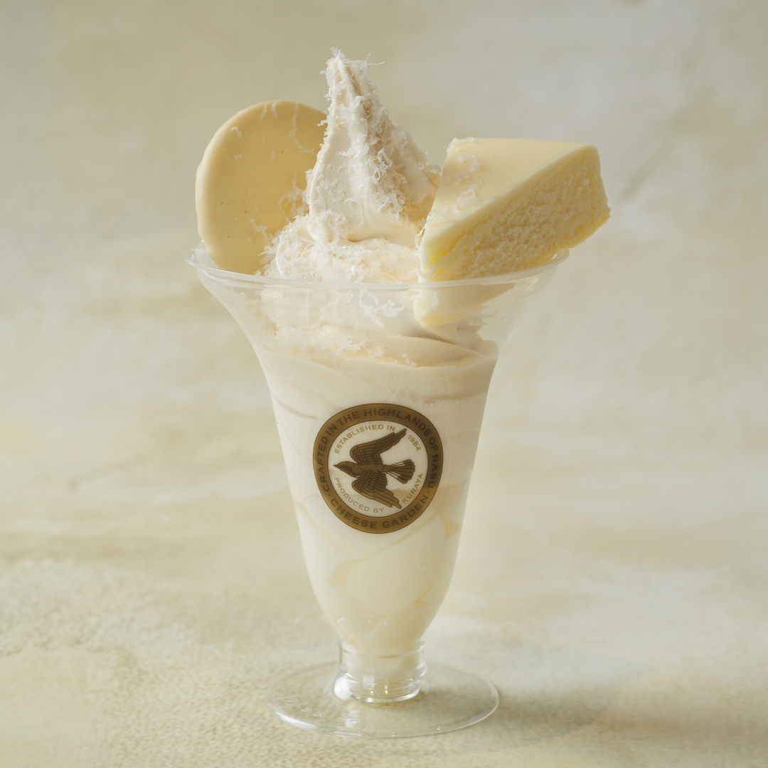 cheese garden『季節の御用邸パフェ ホワイト』