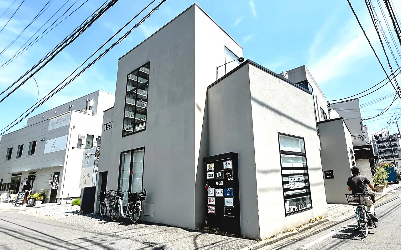 うらトコ通りの【H−CUBE東町】