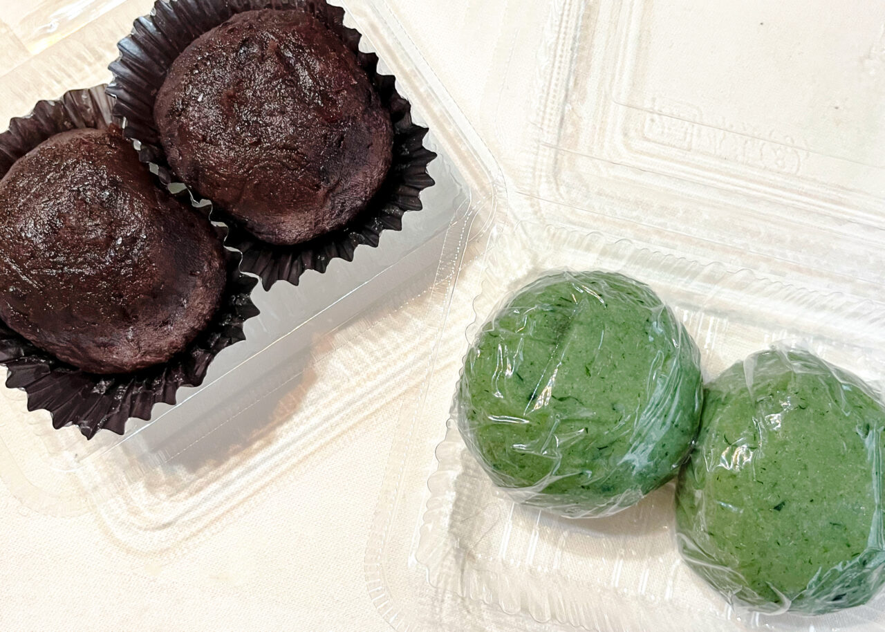 《いちかわや米店の「おはぎ」と「草もち」