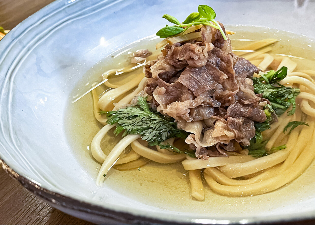 所沢牛の澄まし肉汁おうどん