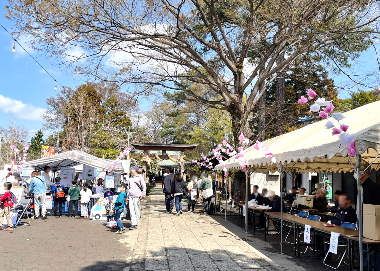 熊野神社の東西新井町さくら祭