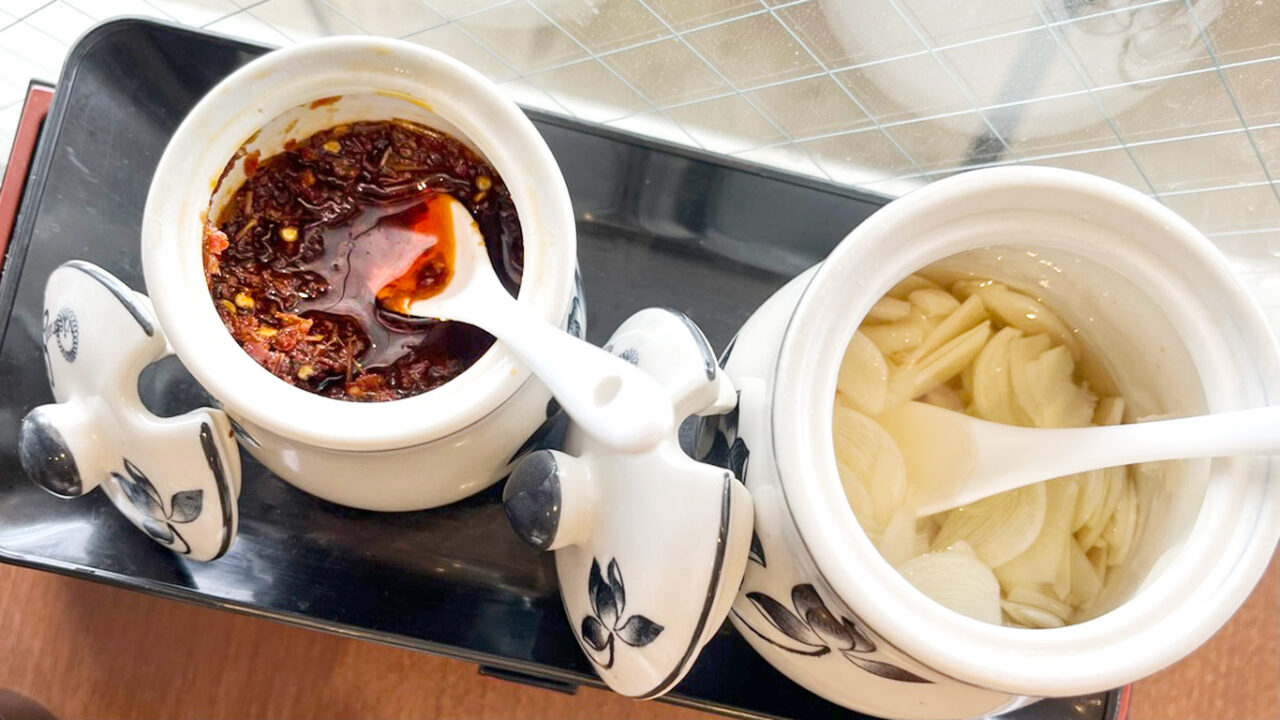 Vietnam Greenの卓上の薬味セット